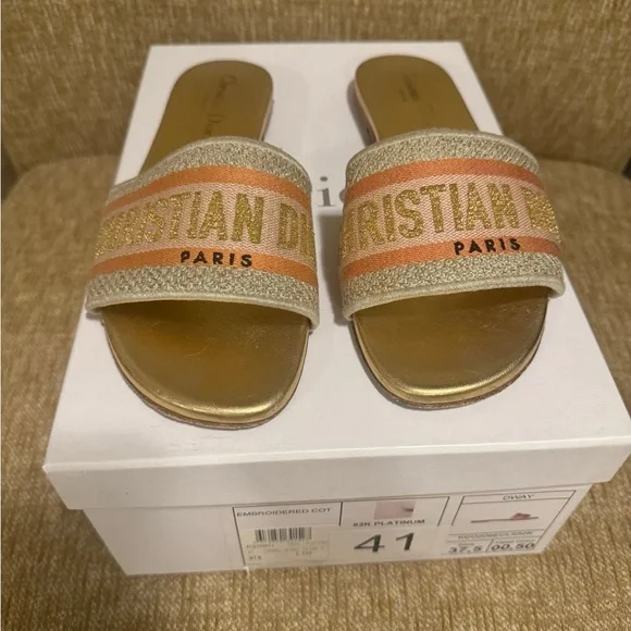 ❤️Authentic Christian Dior 52K Platinum DWAY Embroidered Slide Sandals 37.5 ❤️ - Picture 1 of 11